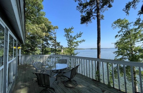 Chambers County Cabin | Southern Lakeside Cabin #15