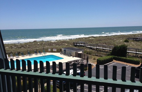 Murrells Inlet Condo | Southernmost Condo Complex in Garden City with Wide Un-Crowded Beach!