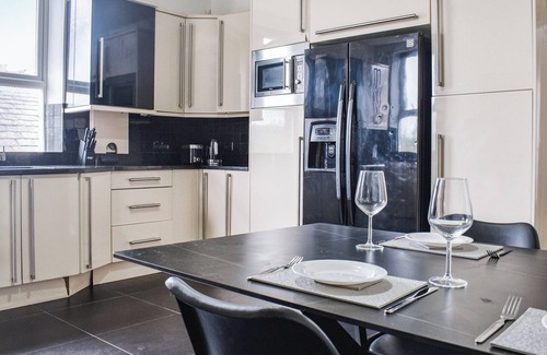Elland Apartment | Southgate House - UK48863