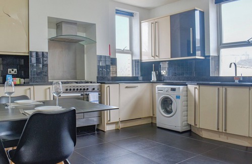 Elland Apartment | Southgate House - UK48863