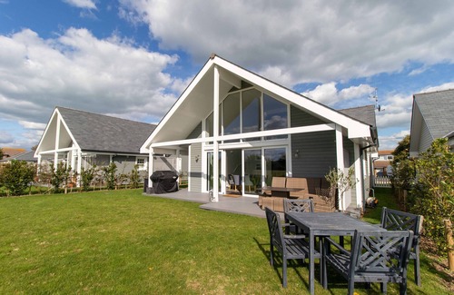 Bembridge House | Southlands - The Best New Three Bedroom Holiday Home On The Island?