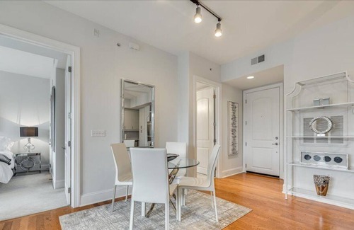 Barclay Downs Condo | Southpark Luxury Condo for Rent w/ Gated Parking