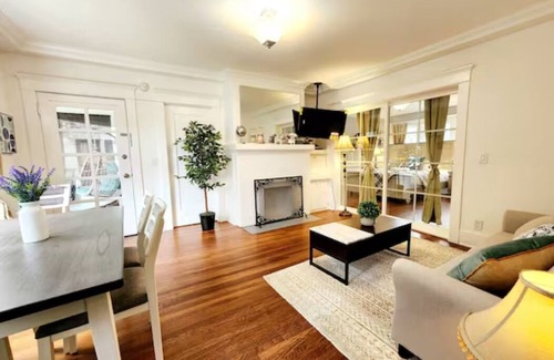 South Pasadena Apartment | SP20 LUXE 2Bedroom/1Bathroom Apartment Prime location King-bed ! SP23