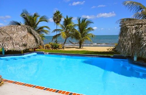 Sittee River Villa | Spacious Ground Level Rancher with Easy Access to the Pool and Ocean