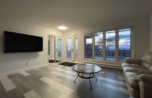 Riviere-du-Loup Regional County Municipality Apartment | Spacieux appartement au centre de RDL