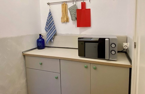 Bollullos de la Mitacion Apartment | Spacious 2-bedroom apartment in BollullosMitación, very close to Skydive airport