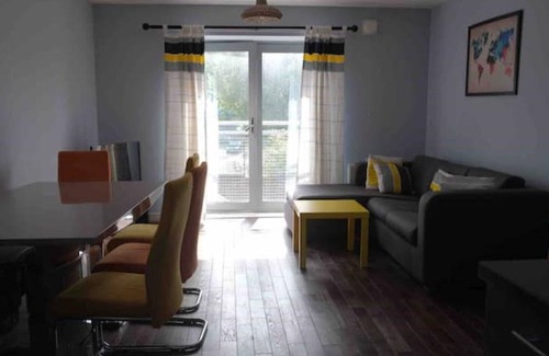 North Kensington Apartment | Spacious 1-bed flat in near Portobello Road