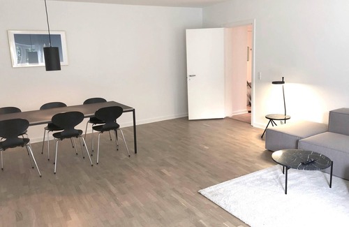 Frederiksberg C Apartment | Spacious 1-bed in Frederiksberg w/balcony - 202