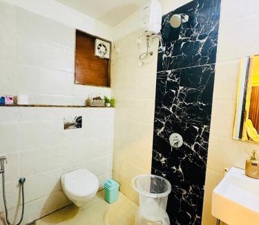 Vagator Apartment | Spacious 1bhk in Vagator with Pool and near beach