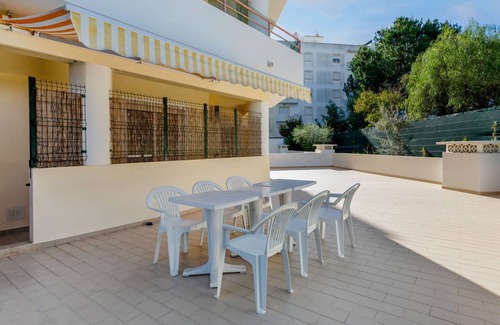 Armacao de Pera Apartment | Spacious 2 BDR Apartment W/Patio by LovelyStay