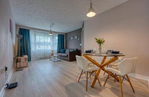 Solihull Apartment | Spacious 2-Bed Flat Close To NEC BHX HS2