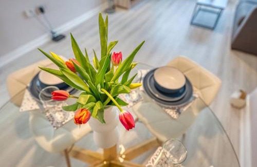Solihull Apartment | Spacious 2-Bed Flat Close To NEC BHX HS2