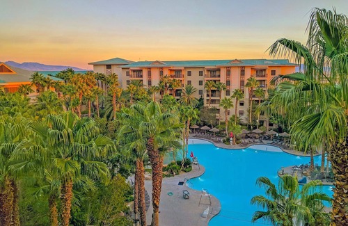 Las Vegas Villa | Spacious 2 Bedroom Condo -7 Night Stays - Family Friendly Resort!