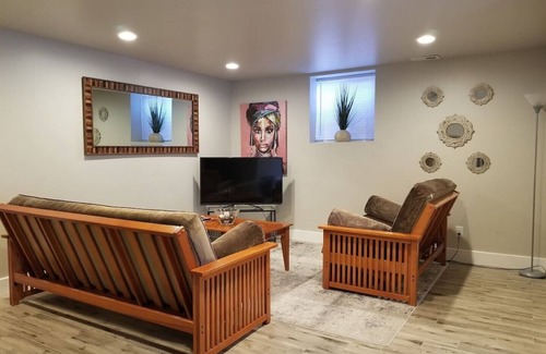 Mount Baker House | Spacious 2 bedroom unit in the heart of Seattle