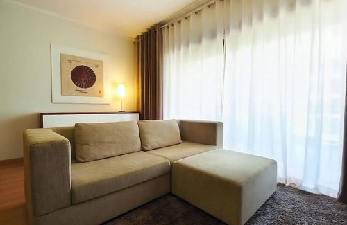 Olhao Hotel | Spacious 2BR Accommodation Close to City of Faro! Outdoor Pool, Pets are Welcome