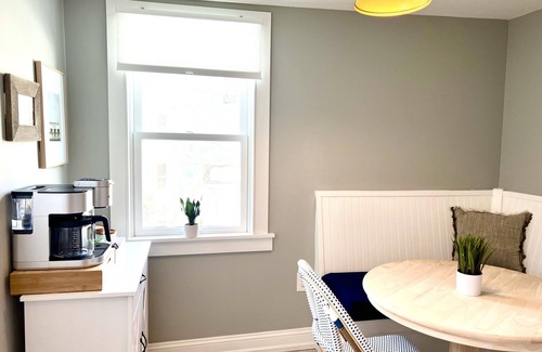 West End Apartment | Spacious 2BR Apartment in Historic West End!