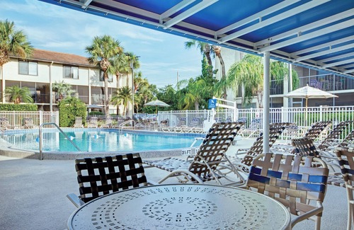 Florida Center Condo | Spacious 2BR Condo Just 1 Mile from Universal Orlando w/Resort Pool, WiFi & More