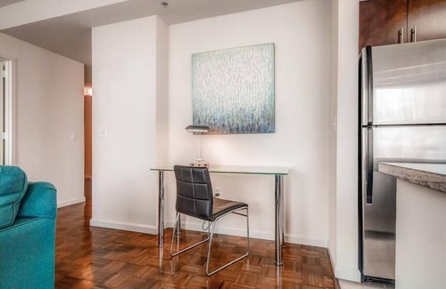 Hudson Exchange Apartment | Spacious 2BR | Fully Equipped Gym | Near PATH by GLS