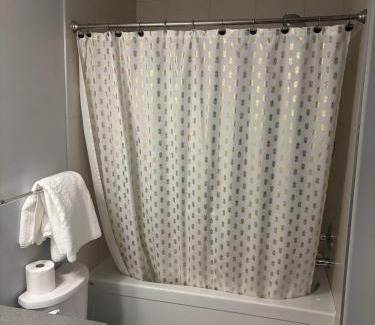 Southwest Edmonton Apartment | Spacious 2BR Suite - SW Edmonton