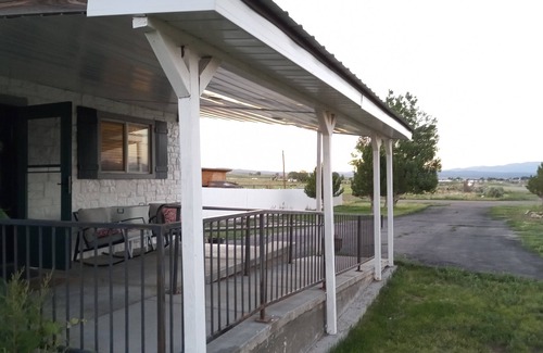 Panguitch House | Spacious 3 bedroom 2 bath home less than 25 miles from Bryce Canyon.
