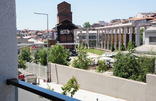 Kadikoy Apartment | Spacious 3-bedroom apartment with WiFi, AC in charming Istanbul