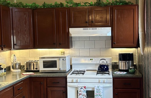 Ripley Apartment | Spacious 3-bedroom apartment with WiFi, AC in charming Ripley
