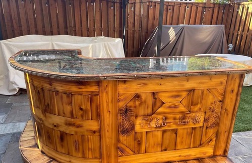 Barrie Villa | Spacious 3-Bedroom Cottage with Pool & Hot Tub