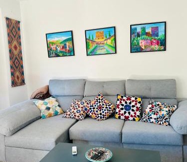 San Ildefonso Apartment | Spacious 3-bedroom family apartment in the historic center, Albaicín