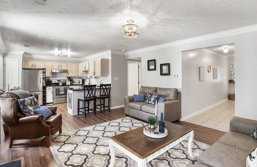 Lexington House | Spacious 3 BR w/King Suite + Patio Off Interstate