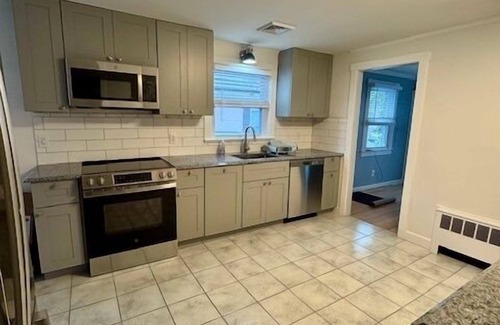 Point Pleasant Beach House | Spacious 3BR 2ba Beach Ranch, NEW RENOVATIONS! - Great location, Sleeps 8!