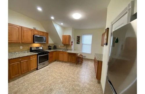 Long Branch House | Spacious 3bd 2bth Apt 2 blocks to beach! Large Yard