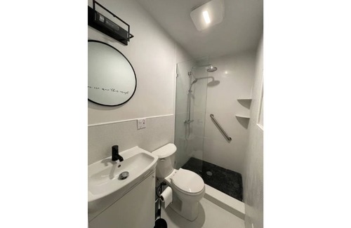 Long Branch House | Spacious 3bd 2bth Apt 2 blocks to beach! Large Yard