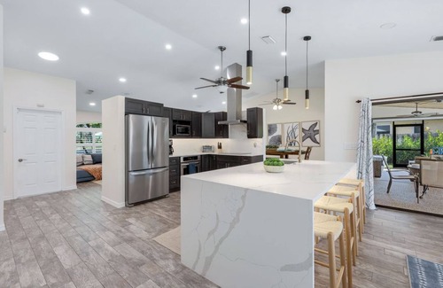 Willoughby Acres House | Spacious 3BD vacation Retreat w/Pool, lanai & Hot Tub- Near Beaches by Elevated Escapes Group