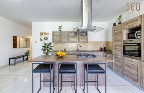 Zabbar Apartment | Spacious 3BR home with Private Terrace & WIFI