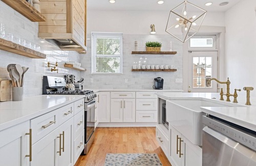 Soulard House | Spacious 3BR w/Private Yard | Steps to Soulard Market & AB Brewery