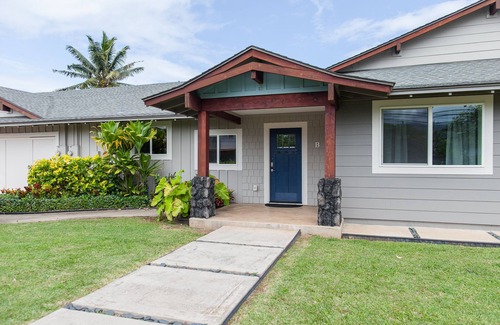 Laie House | Spacious 4 BDRM Laie Home -Walk to Hukilau Beach, A/C, 30 Day