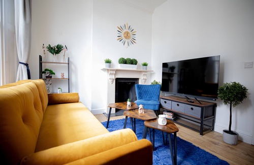 Fulham Apartment | Spacious 4 Bed 2 Bath APT