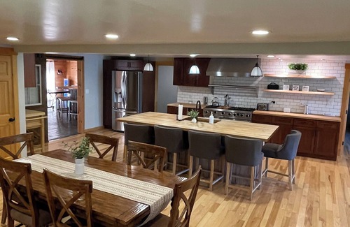 Gilford House | Spacious 4-bedroom 3 bathrooms house in lovely Gilford NH Boating, Skiing,Hiking