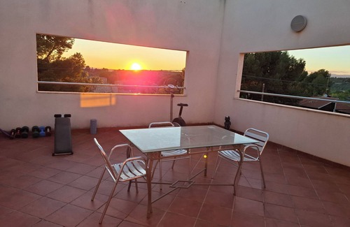 Lliria Ski Chalet | Spacious 4-bedroom chalet with fitness room and AC in Llíria