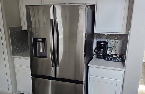Southeast Houston House | Spacious 4-bedroom house in amazing Houston with WiFi, AC