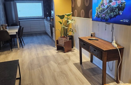 Alnabru House | Spacious 4-bedroom house in awesome Oslo. 10-15 min. to Oslo City Center.