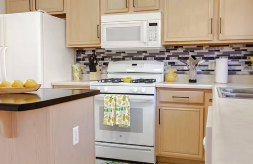 Carson City House | Spacious 4-bedroom house in brilliant Carson City with WiFi, AC.