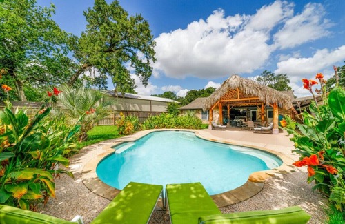 Timberlake Estates House | Spacious 4BR Oasis w/Pool, Grill, & Bar–10 Guests