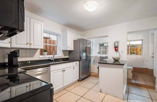 Bradenton House | Spacious 4BR, Pool, 8 miles to AMI