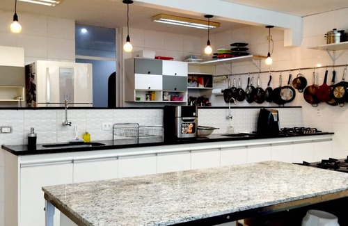 Lago Sul House | Spacious 5-bedroom house with WiFi, AC in lovely Brasília