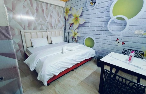 Taj Ganj House | Spacious 5-bedroom house with AC, WiFi in the "city of love" Agra.