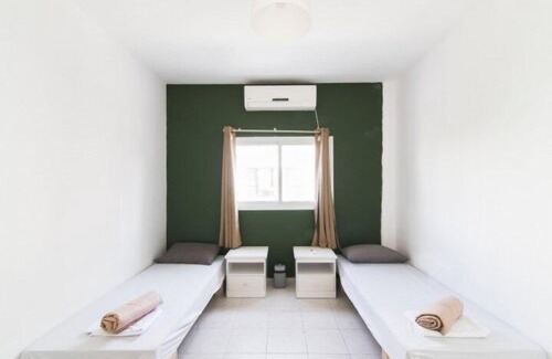 Old North Apartment | Spacious 5 BR in the Old North