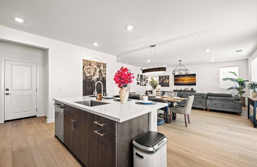 Patton Villa | Spacious 5BR Home Near Ontario Airport, Universities & Convention Center