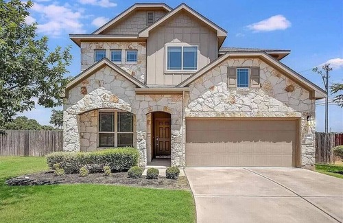 Leander House | Spacious 5BR Retreat in Leander