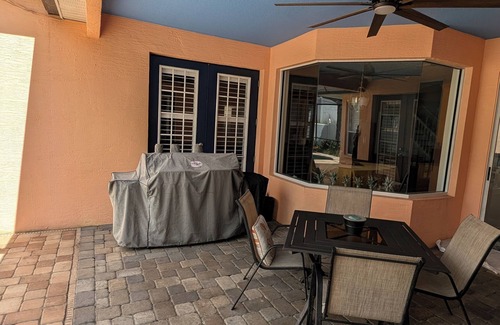 County Line Coalition House | Spacious 6-bedroom oasis with in gated North Tampa Suburb